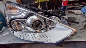Ford S max. Замена биксеноновых линз на BI-LED Aozoom A4+ 2022.