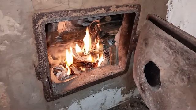 ПРИСТРОИЛ ЛЕЖАНКУ К ОТОПИТЕЛЬНО-ВАРОЧНОЙ ПЕЧИ | ЛЕЖАНКА СВОИМИ РУКАМИ смотреть онлайн