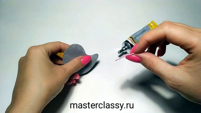 Простые украшения для девочек из фетра. Птичка из фетра своими руками. Видео урок смотреть онлайн