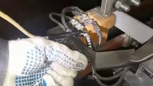 3ЭС5К№928 не включается ГВ на одной секции, нет питания в цепи удерживающей катушки.