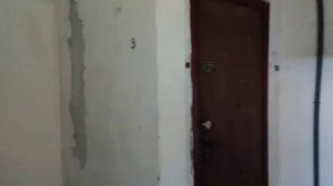 Застрял в лифте и выбрался из него!
