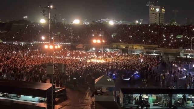 Bachata Rosa - Coldplay (Chris Martin) - Estadio Olímpico Félix Sánchez 22/03/22 смотреть онлайн