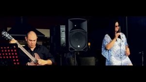 Dovetail Duo (NZ) - "Rain" by Molly Johnson