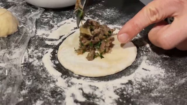 НЬОККИ картофельные клецки с начинкой из мясного фарша