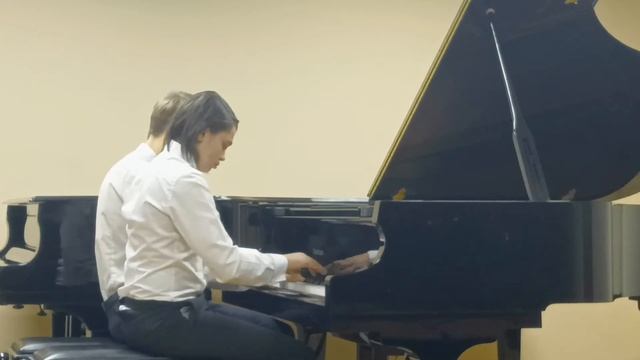 Фортепианный дуэт Андрей Зыков 14 лет, Андрей Волков 16 лет, Красноярский край, г. Дивногорск смотреть онлайн