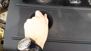 Порвана мембрана маслоотделителя VW Polo mk4