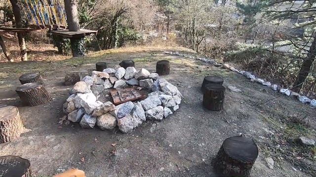 Отдых в Ялте 2021/ Эко-отель Поляна Сказок. Обзор нашего дома и территории / Весна в Крыму. смотреть онлайн