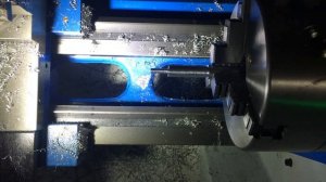 Изготовление оси на токарном станке CJM360