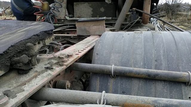 Интернациональная сломано крепление кабины стругаю Буратино, и чем дальше тем интереснее уверяю вас смотреть онлайн