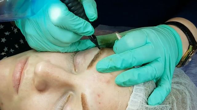 Uzacis permanentais grims, pūdertehnika Перманентный макияж бровей, пудровая техника смотреть онлайн