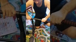 Одеваем неопреновые ручки на турник