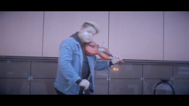 Человек и Скрипка смотреть онлайн