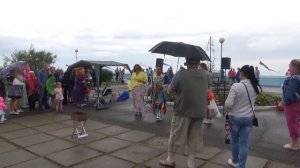 Индейцы выступают на улице, Wuambrakuna, Индейец из Эквадора.