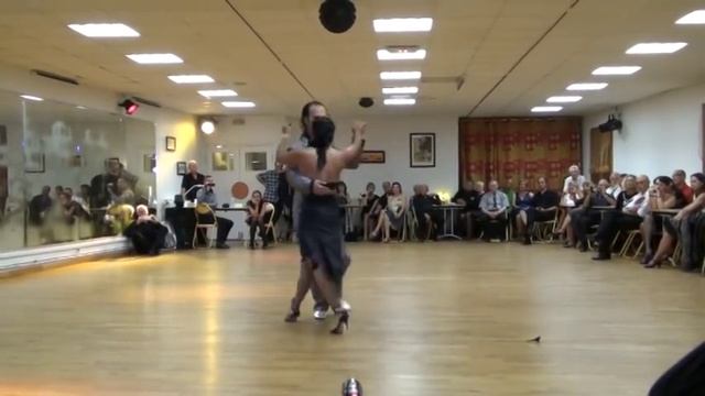 Erna & Santiago Giachello Tango Tango 02/10/2010 смотреть онлайн