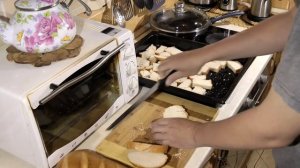 Как быстро сделать панировочные сухари.