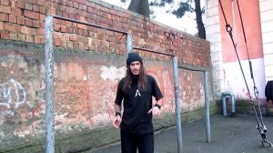 ЭТО САМЫЙ БЫСТРЫЙ СПОСОБ НАУЧИТСЯ Выход на 2 + Выход Силой НОВИЧКУ! Выходы На Турнике Обучалка ★