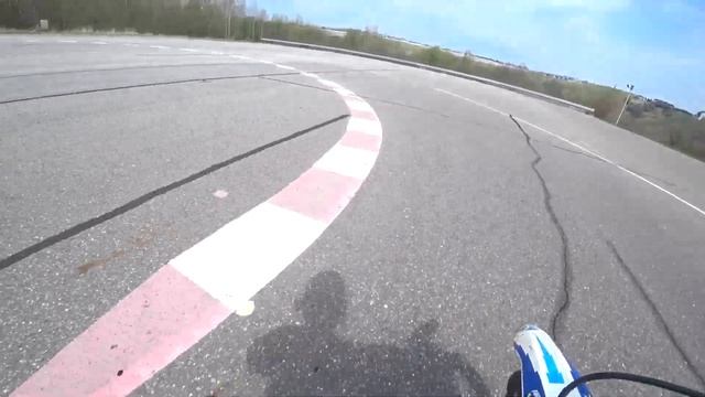 Тест китайского карбюратора PWK 28 на YCF BIGY 190 смотреть онлайн