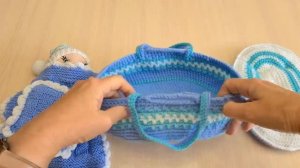 Лялька в люльке/ Обзор куколки/Кукла связанная крючком