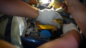 Замена жидкости Гур\Honda Civic EK3\ Никогда не меняй и не говори что Менял|