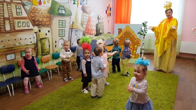 Утренник в честь 8 марта у младшей группы в 2018 г смотреть онлайн