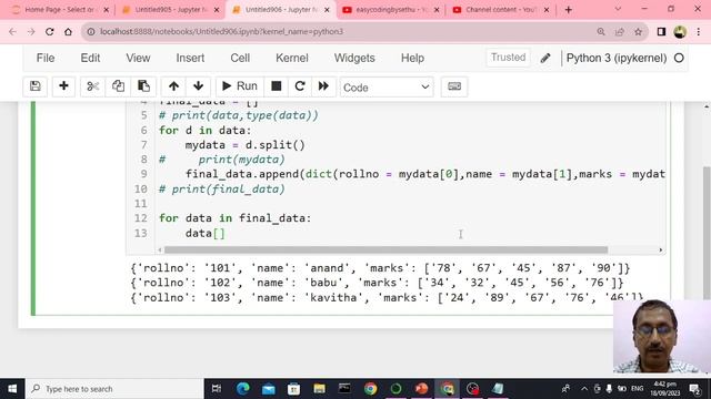Python file data to dictionary