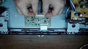 Подключение и отключение разъёмов на шлейфах проводов