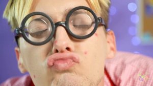 БОГАТЫЙ VS БЕДНЫЙ СТУДЕНТ | Я Влюбился В Бедную Девушку! Дорогая VS Дешевая еда от RATATA