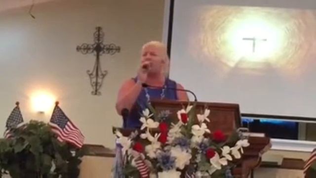 Lisa Harrison смотреть онлайн