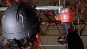 Электрогидравлический шпилькорез Milwaukee® M18™ - обрезка шпилек #tool24