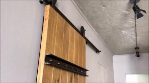Двери LOFT на амбарном механизме.BARN DOORS