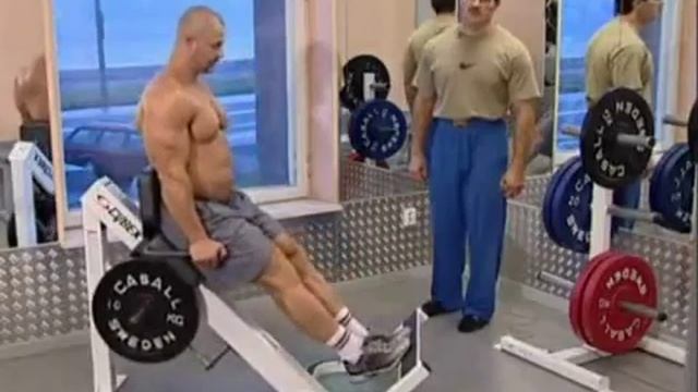 Упражнения для мышц голени - Подъем на носки осликом смотреть онлайн