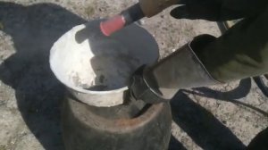 Очистка поверхности с застывшим цементом