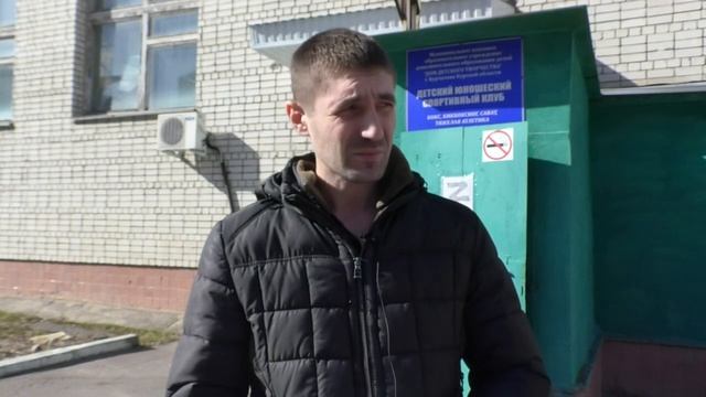 #СВОИХНЕБРОСАЕМ