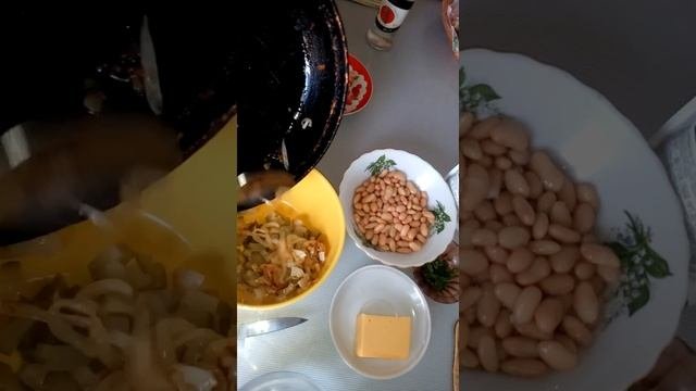 САЛАТ C ФАСОЛЬЮ