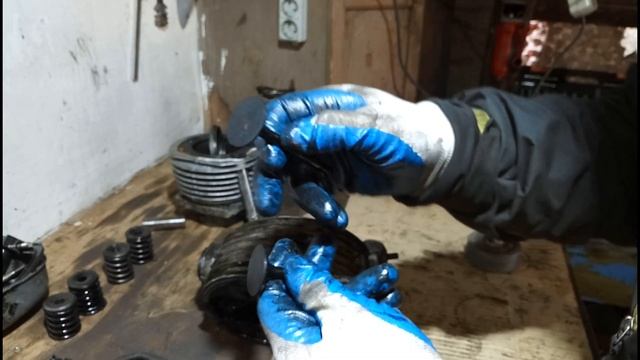 Реанимация дедовского Урала.Он ещё походит!!! смотреть онлайн