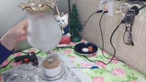 Что можно сделать из  плафона от старой люстры...