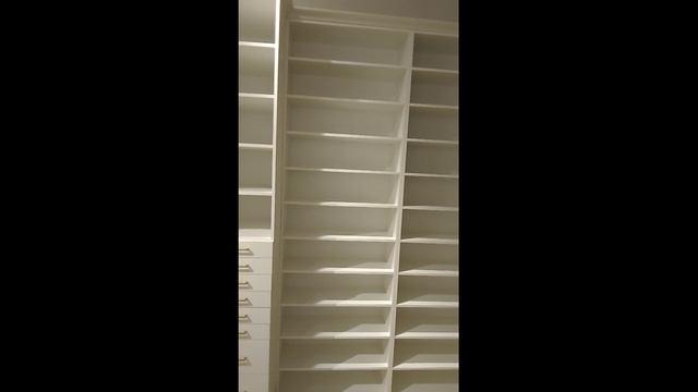 Шкаф-гардеробная для вещей