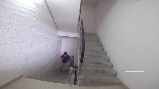 КАРДИО ТРЕНИРОВКА | УПРАЖНЕНИЯ НА ЛЕСТНИЦЕ | КАЧАЕМ НОГИ | ЗАБЕГАНИЕ НА ЛЕСТНИЦУ |