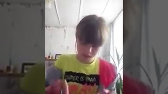 Готовлю зелёный салат собственного рецепта смотреть онлайн