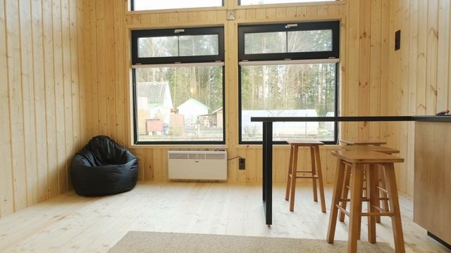 Маленький домик в современном стиле/Обзор дома и РумТур по каркасному мини-дому/Tiny house смотреть онлайн