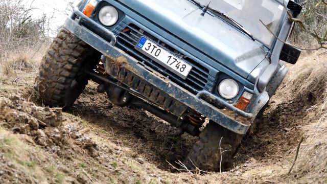4x4 offroad Nissan Patrol Y60, Y61, Toyota Land Cruiser LJ70, KZJ73 in Mikulov polygon 17.03.2018. смотреть онлайн