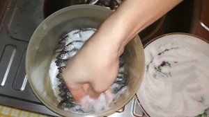 Мойву посолить за 1.5 ( полтора ) часа, за 90 минут дома! Быстро, Вкусно, Легко! + кот Сеня.