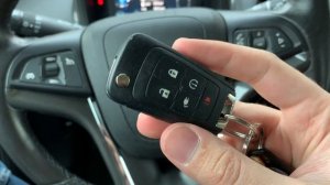 Как завести Chevrolet Volt если села батарейка в ключе?