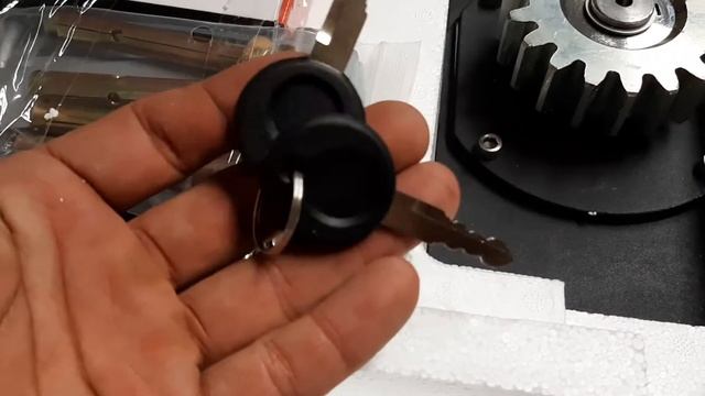Unboxing Sliding Gate Operator