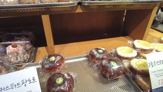 【4K UHD Korea】 Walking in Gyeonggido, Hyundai Premium Outlet Space1 (Mar.2022) смотреть онлайн