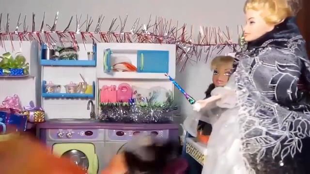 Кукольный Новый Год, приключения в кукольном домике. смотреть онлайн