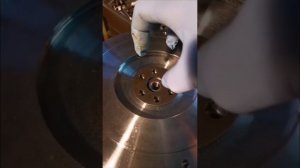 Срезает болты маховика.  Устраняем проблему.