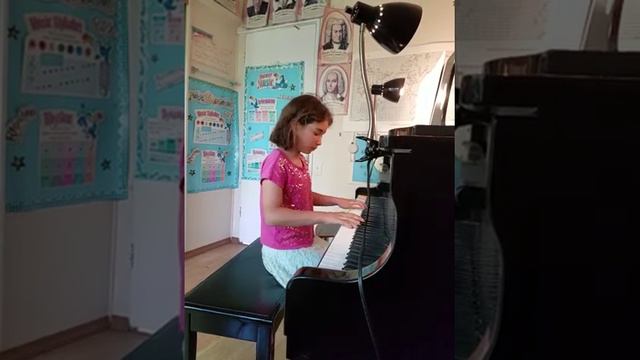 Bach - Minuet in G Major / Бах - Менуэт соль мажор смотреть онлайн