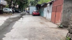 Тбилиси. Нахаловка. Улица Дадиани и ее окрестности. Лоджии и пристройки из 90-х. Гуляем пешком