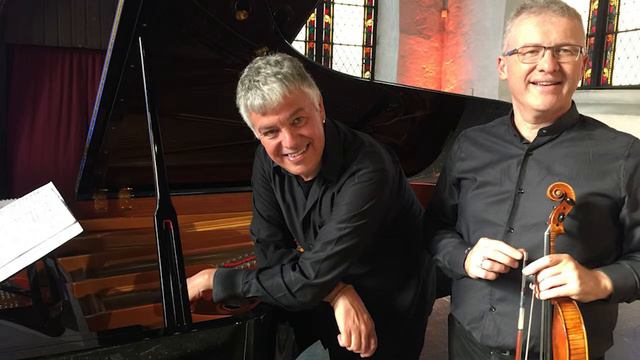 Dvořák - Romantic Piece, Op. 75 n.1 - Paolo Ghidoni/Marco Tezza (live) смотреть онлайн